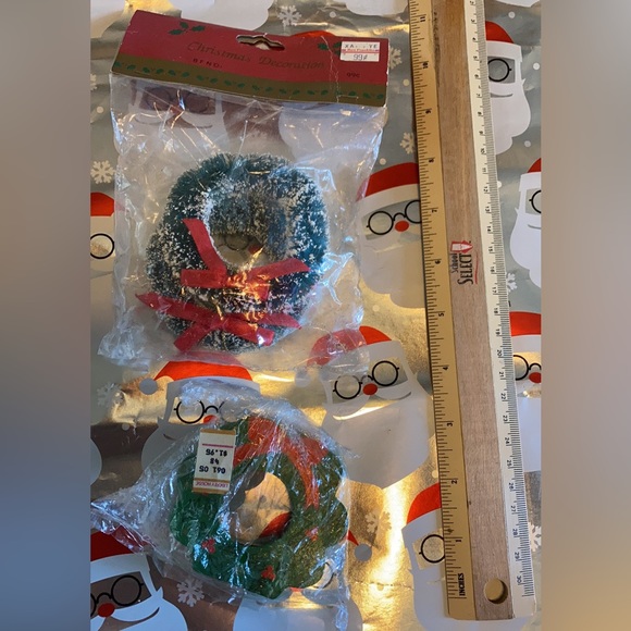 Vintage 🕊🌲 2 pcs “Bottlebrush” Christmas Wreathes & 1 woodblock wreathe! ✨ - Picture 4 of 6